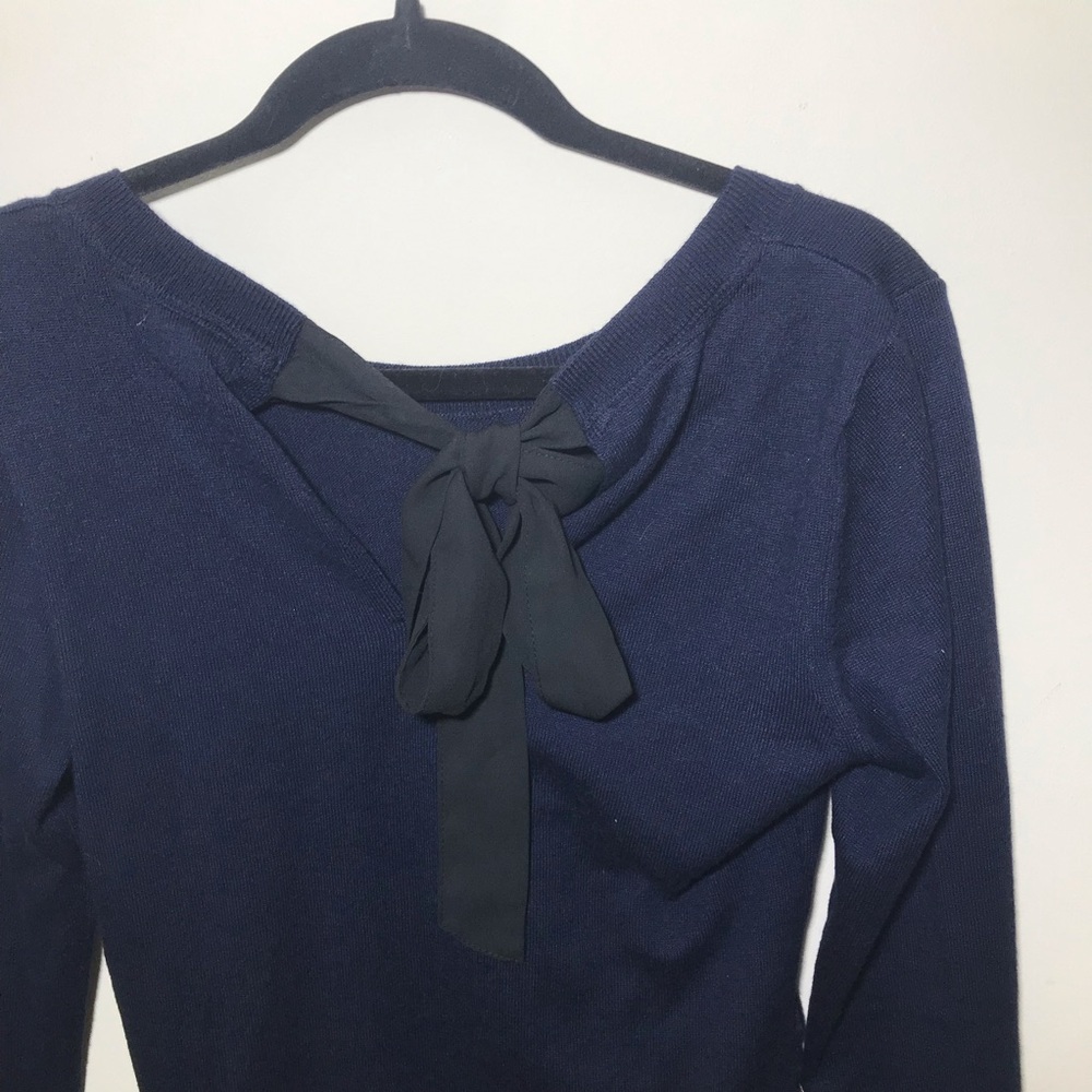 H&M S small navy blue Mama Maternity Sweater pullover open tie back bow